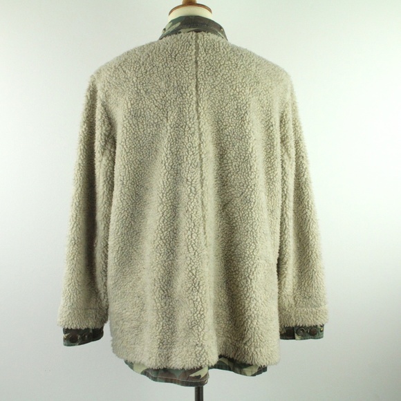 Free People Sherpa Jacket Embellished Studs Camo Trim Wood Toggle Button Coat XS - Picture 6 of 7